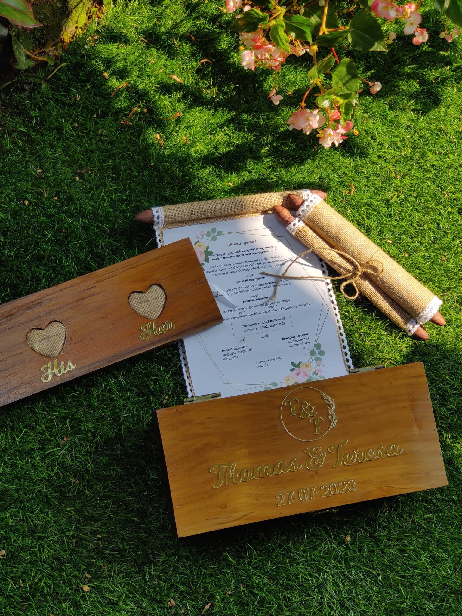 Teakwood Mantrakodi tray with multipurpose box